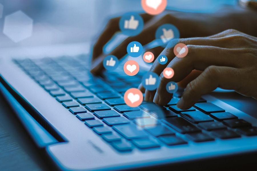 high resolution social media photos